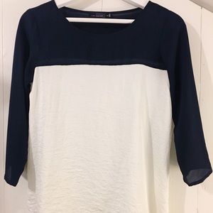 Blue and cream 3/4 top